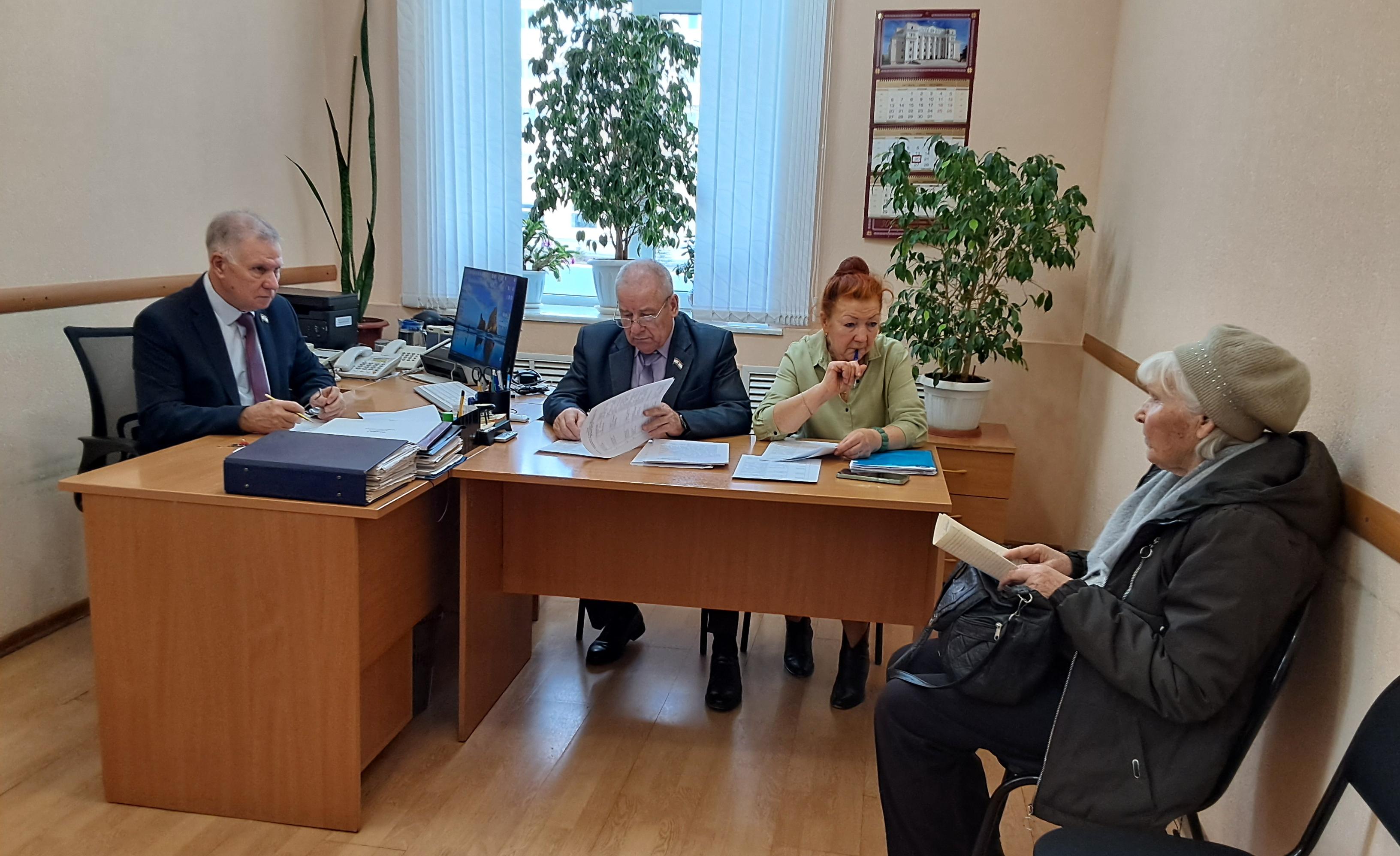 Павел Феофанов провел приём граждан