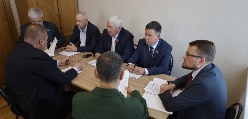 Комитет по аграрным вопросам, природопользованию и строительству внес предложения по заготовке гражданами древесины для собственных нужд