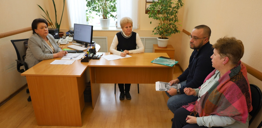 Наталья Долматова провела личный прием граждан в Госсобрании Мордовии