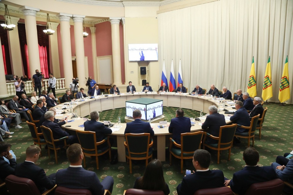 «Мордовия – один из самых спортивных регионов», - отметил Председатель Госсобрания Мордовии Владимир Чибиркин на заседании Совета законодателей ПФО