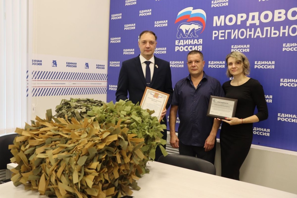  Владимиру Голубеву передана благодарность личного состава мотострелкового батальона