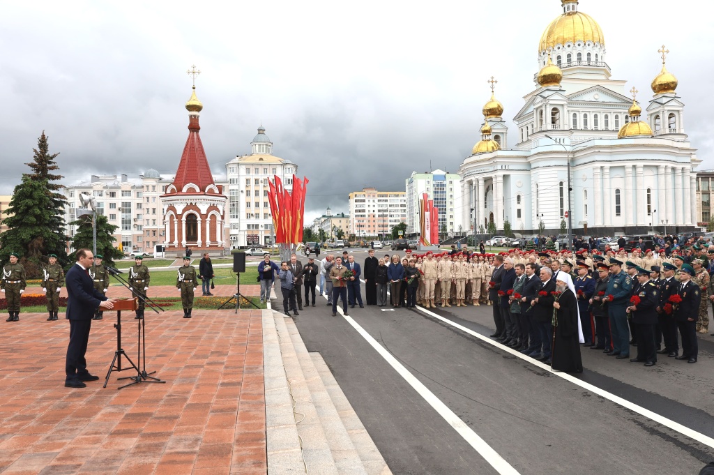 Владимир Чибиркин принял участие в мероприятии, посвященном Дню пограничника и 10-летию движения «Юнармия»