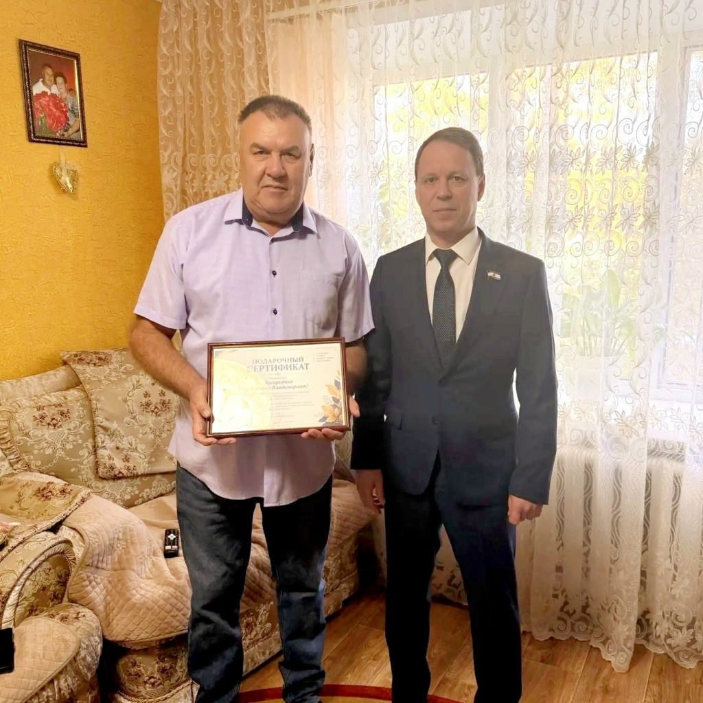  Владислав Портнов посетил Ковылкинский район: внимание к старшим, забота о детях и новая спортплощадка