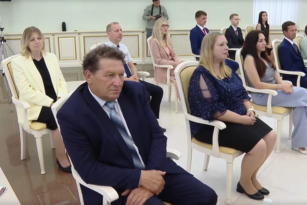 Торжественное МФЦ.jpg Торжественное МФЦ.jpg